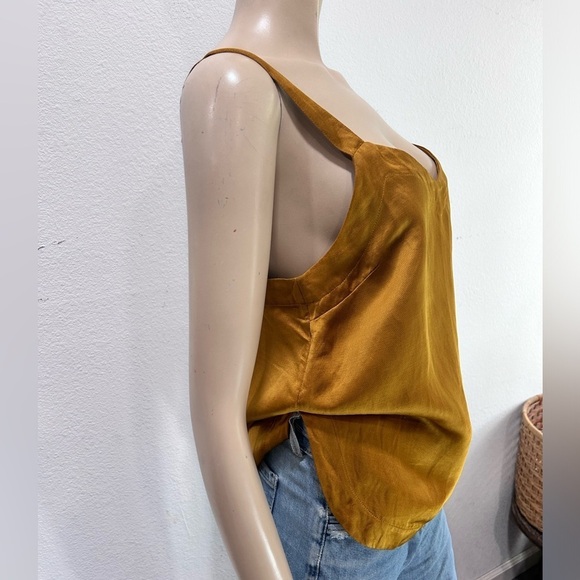 Club Mónaco silky top size:M - Picture 16 of 16